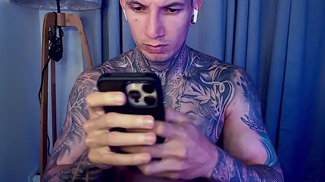 Shane Clay online show from 10-13-25, 01:55