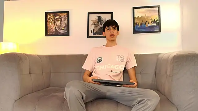 TWINKS FRIENDS online show from 03-31-26, 01:11