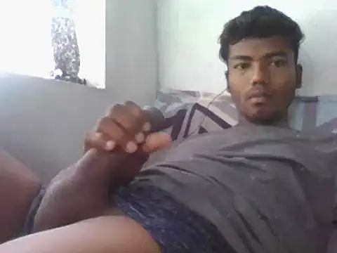 Snapshot of young_dickkk chatting on 11-23-25, 05:40 young dickkk online show from 11-23-25, 05:40