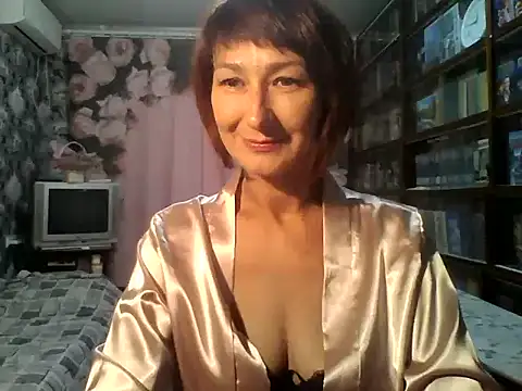 Snapshot of Pline1 chatting on 09-27-25, 08:47 Pline1 online show from 09-27-25, 08:47