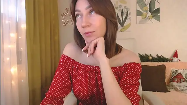 Snapshot of GoodGlamorGirl chatting on 12-25-24, 04:33 GoodGlamorGirl online show from 12-25-24, 04:33