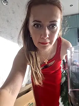 Snapshot of Isabe1 chatting on 12-18-25, 09:32 Isabe1 online show from 12-18-25, 09:32