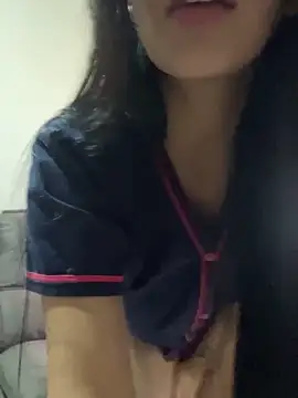 jujuarantes  2025 online show from 09-26-25, 03:38