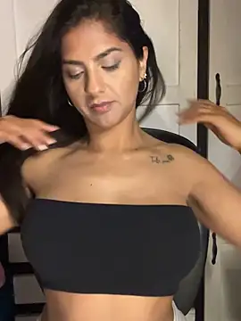 Snapshot of chicachocolate01 chatting on 09-20-25, 11:17 chicachocolate01 online show from 09-20-25, 11:17