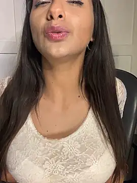 Snapshot of chicachocolate01 chatting on 09-29-25, 02:27 chicachocolate01 online show from 09-29-25, 02:27