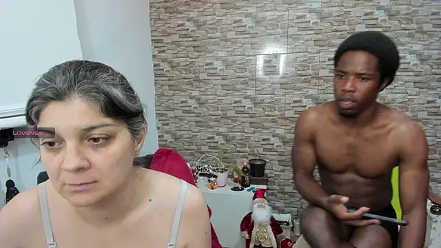 queemking online show from 12-19-25, 03:35