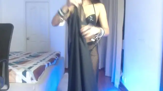 Mini Meera online show from 04-13-26, 03:39