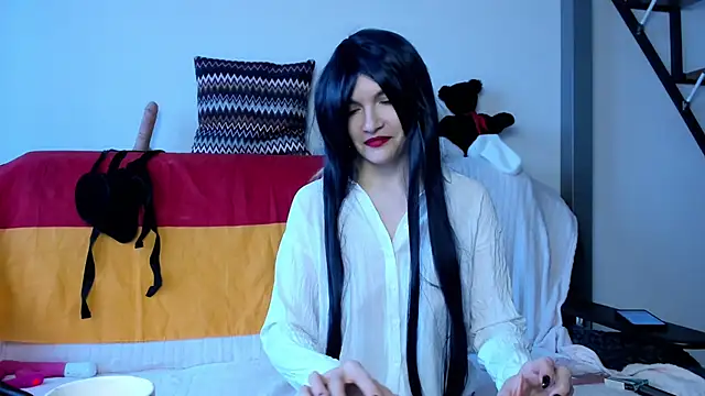 Katherine Twilight online show from 12-24-24, 10:11