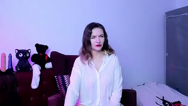 Katherine Twilight online show from 09-26-25, 03:27