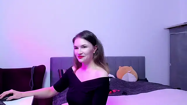 Katherine Twilight online show from 10-16-25, 03:35