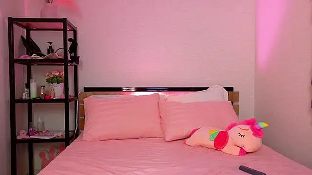 Snapshot of daddy_digger chatting on 10-09-25, 01:03 daddy digger online show from 10-09-25, 01:03