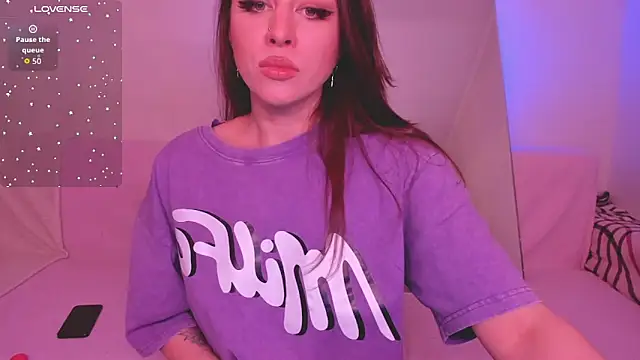 Snapshot of Lil_Foxy9 chatting on 02-20-26, 12:49 Lil Foxy9 online show from 02-20-26, 12:49