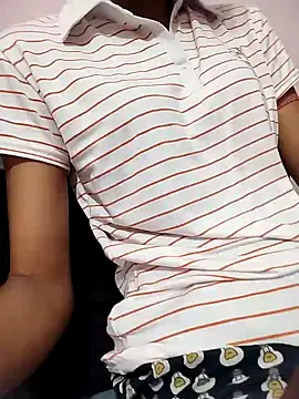 Snapshot of Sx-Maniya chatting on 10-07-25, 12:41 Sx-Maniya online show from 10-07-25, 12:41