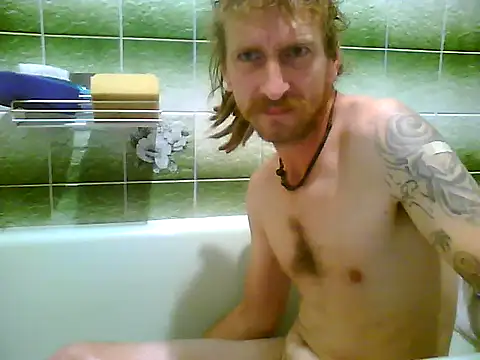 Snapshot of KokosMartin chatting on 09-12-25, 08:31 KokosMartin online show from 09-12-25, 08:31