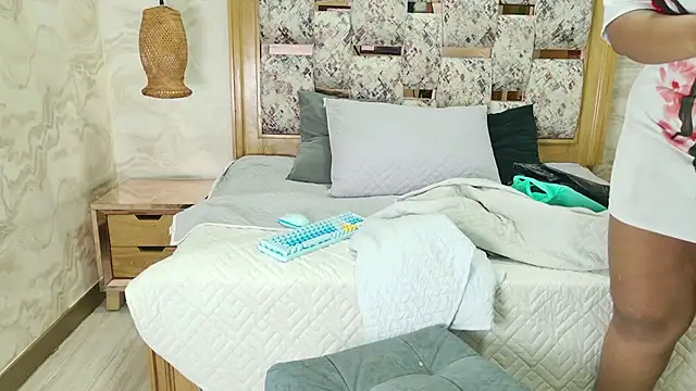 Snapshot of ZOLEY_WATSON chatting on 11-23-25, 03:06 ZOLEY WATSON online show from 11-23-25, 03:06