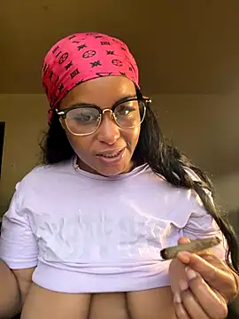 yummy0322 online show from 10-30-25, 12:50