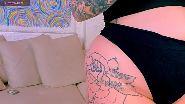 Snapshot of marrenaa chatting on 09-09-25, 04:12 marrenaa online show from 09-09-25, 04:12