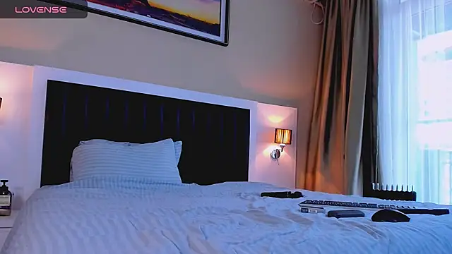 Snapshot of marrenaa chatting on 11-06-25, 08:04 marrenaa online show from 11-06-25, 08:04