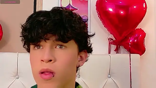 Axel  Evans online show from 03-11-26, 01:17