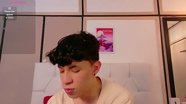 Axel  Evans online show from 04-10-26, 12:10