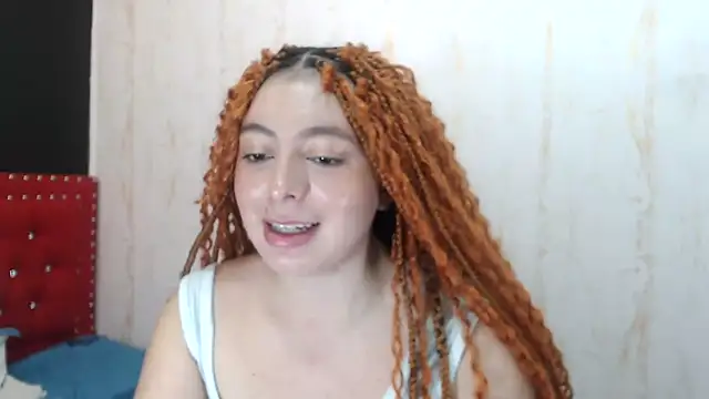 MiaKimky online show from 12-15-25, 04:22