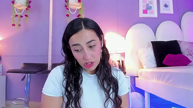 my aleja  online show from 10-25-25, 01:07