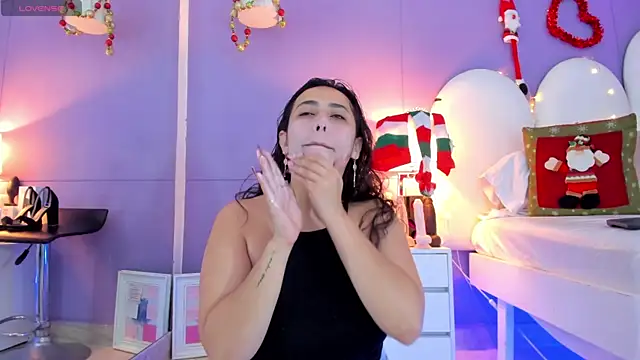 my aleja  online show from 12-16-25, 12:43