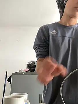 Snapshot of juliie_star chatting on 09-28-25, 03:50 juliie star online show from 09-28-25, 03:50