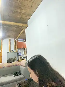 Snapshot of juliie_star chatting on 11-20-25, 02:34 juliie star online show from 11-20-25, 02:34