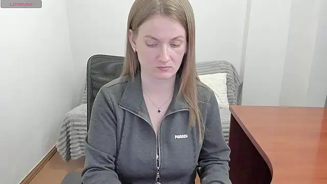 Snapshot of Alisha_Skyes chatting on 05-03-26, 05:52 Alisha Skyes online show from 05-03-26, 05:52