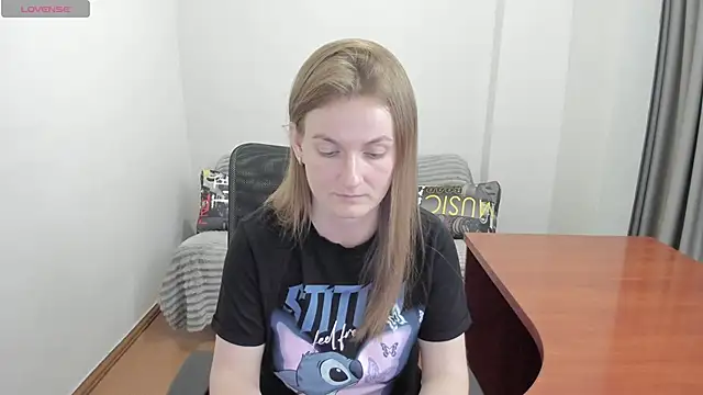Snapshot of Alisha_Skyes chatting on 06-07-26, 07:17 Alisha Skyes online show from 06-07-26, 07:17