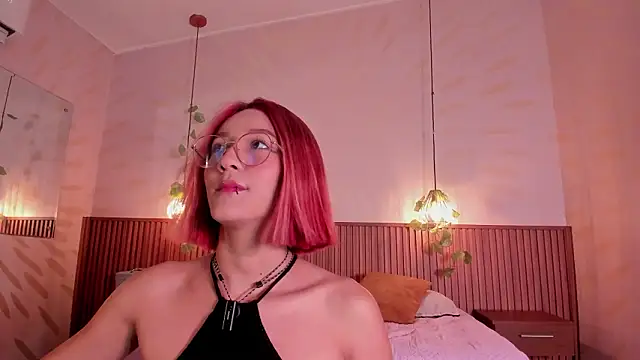 daphne courtis online show from 03-08-26, 03:10