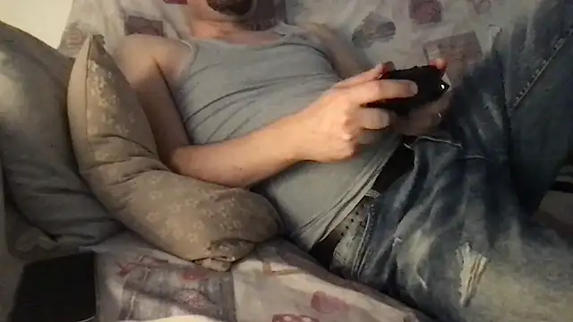 Snapshot of BigDickFY chatting on 10-11-25, 12:15 BigDickFY online show from 10-11-25, 12:15