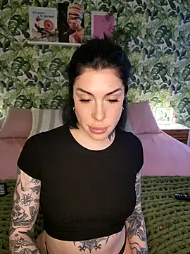 Snapshot of chicaghouls chatting on 03-09-26, 05:06 chicaghouls online show from 03-09-26, 05:06