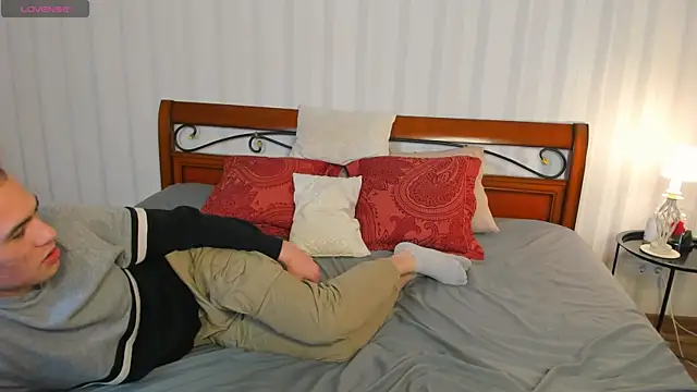 Snapshot of Garden_of_Eden_ chatting on 09-28-25, 11:26 Garden of Eden online show from 09-28-25, 11:26