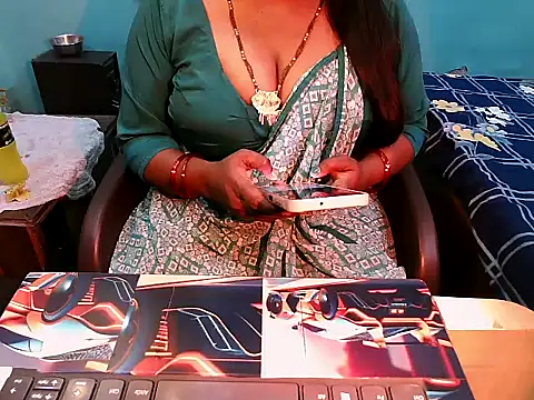 Snapshot of PREETI_BABY chatting on 05-19-26, 05:36 PREETI BABY online show from 05-19-26, 05:36