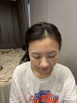 haiyan125216 online show from 10-08-25, 04:10