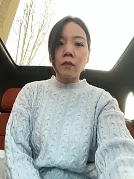 Snapshot of xinmeng-000 chatting on 02-10-26, 07:56 xinmeng-000 online show from 02-10-26, 07:56