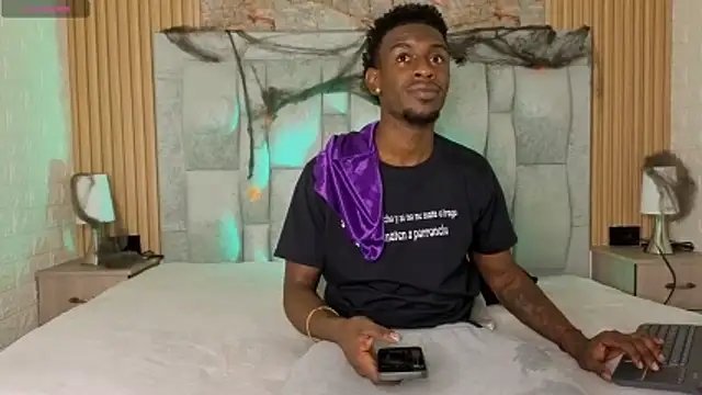 pipedark  online show from 10-21-25, 03:51