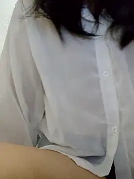 Snapshot of Maria2299 chatting on 06-14-26, 09:39 Maria2299 online show from 06-14-26, 09:39