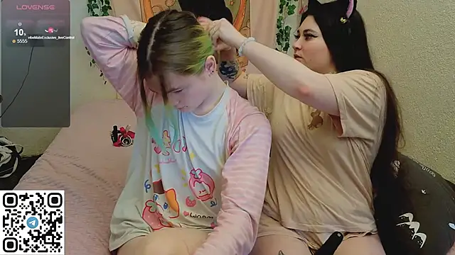 Snapshot of mirana_blade chatting on 11-21-25, 10:03 mirana blade online show from 11-21-25, 10:03