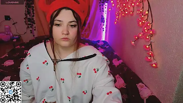 Snapshot of mirana_blade chatting on 12-05-25, 11:08 mirana blade online show from 12-05-25, 11:08