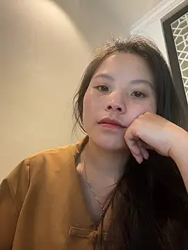 Snapshot of Bella_7777 chatting on 05-18-26, 09:37 Bella 7777 online show from 05-18-26, 09:37