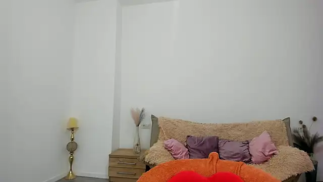 Snapshot of Kylie_Kathy chatting on 09-13-25, 07:02 Kylie Kathy online show from 09-13-25, 07:02