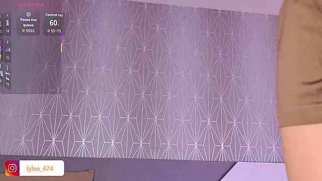 Snapshot of Celine_Lee chatting on 12-02-25, 02:34 Celine Lee online show from 12-02-25, 02:34