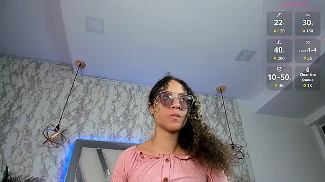 Hanna Cornee  online show from 09-11-25, 02:50