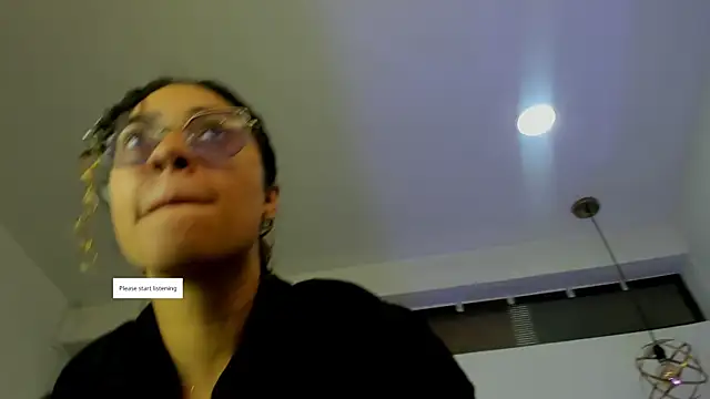 Hanna Cornee  online show from 09-22-25, 01:35