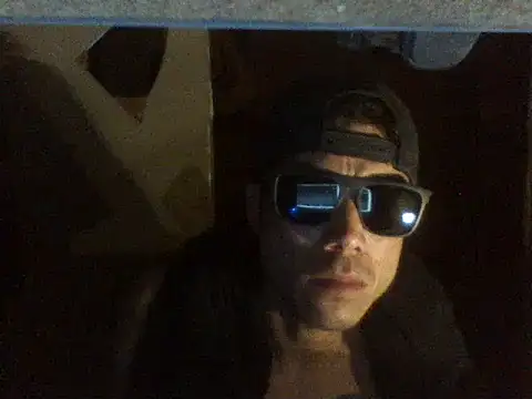 Snapshot of Lunaty00 chatting on 04-19-26, 07:40 Lunaty00 online show from 04-19-26, 07:40