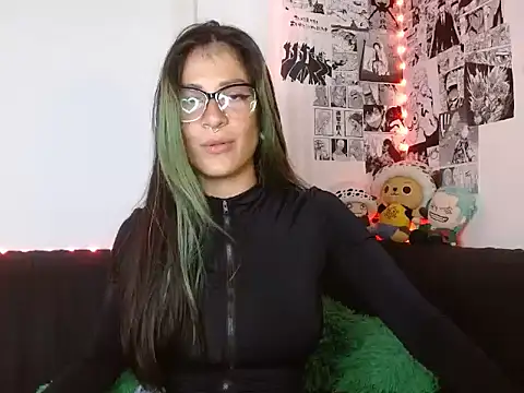 Snapshot of Chloe_paytone chatting on 02-23-26, 09:45 Chloe paytone online show from 02-23-26, 09:45