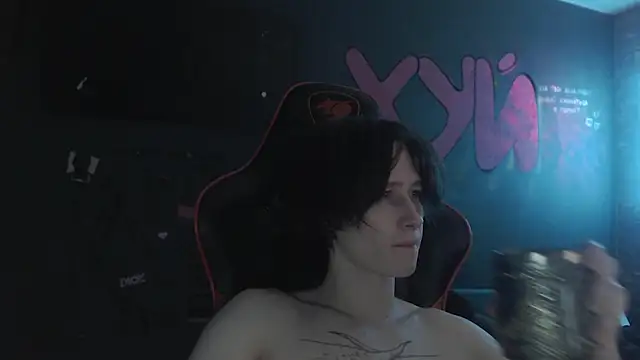 Snapshot of min1pekka chatting on 09-28-25, 12:27 min1pekka online show from 09-28-25, 12:27